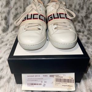 Women Gucci Sneakers